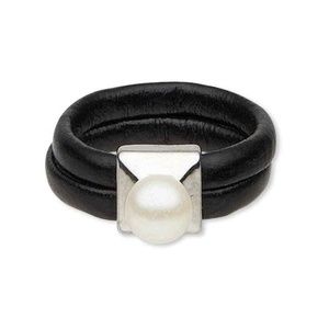 Womens Band Black Leather Ring Brand‎ New